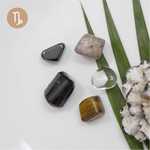 Load image into Gallery viewer, Capricorn Zodiac Birth Stones