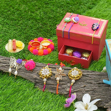 Load image into Gallery viewer, My Big Family Rakhi Box