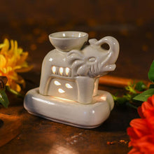 Load image into Gallery viewer, White Elephant Aroma Oil Diffuser