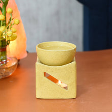 Load image into Gallery viewer, Handcrafted Cube Shaped Aroma Diffuser