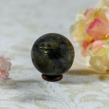 Load image into Gallery viewer, Labradorite Natural Ball