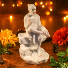 Load image into Gallery viewer, Handcrafted White Sai Baba Idol