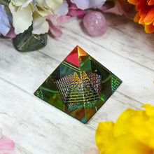Load image into Gallery viewer, Feng Shui Crystal Twin Pyramid with Rainbow Effect