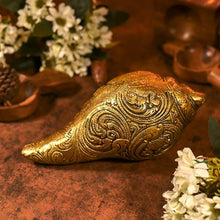 Load image into Gallery viewer, Antique Brass Vishnu Ji On Shank