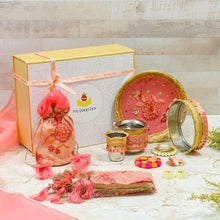 Load image into Gallery viewer, Magnificient Magnolia Floral Bridal Box (Set of 10)
