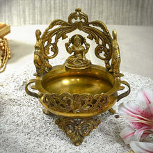 Load image into Gallery viewer, Antique Laxmi Brass Urli