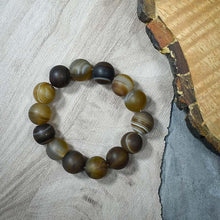 Load image into Gallery viewer, Matte Brown Stripe Agate Bracelet