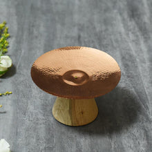 Load image into Gallery viewer, Dawnlight Manara Candle Holder