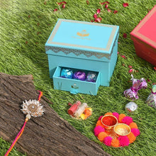 Load image into Gallery viewer, Zardosi Gota Patti Rakhi Box