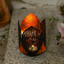 Load image into Gallery viewer, Anitquity Leaf T-light Holder