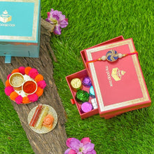 Load image into Gallery viewer, Chic Zari Bhaiya Rakhi Box