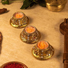Load image into Gallery viewer, Clay Candle Set