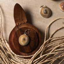 Load image into Gallery viewer, Gomti Chakra Locket