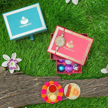 Load image into Gallery viewer, Fancy Bhaiya Rakhi Box