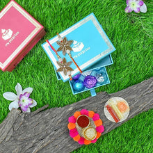 Load image into Gallery viewer, Floral Zardosi Rakhi Box
