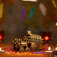 Load image into Gallery viewer, Antique Brass Bullock cart