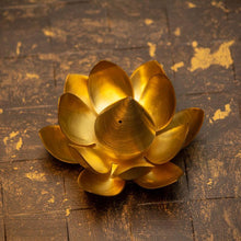 Load image into Gallery viewer, Classic Handmade Lotus Incense Stand