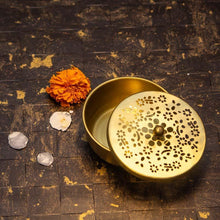 Load image into Gallery viewer, Antique Handcrafted Brass Nut Case/Container