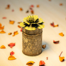 Load image into Gallery viewer, Scented Floral Candle- Large