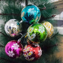 Load image into Gallery viewer, Christmas Tree Hanging Decoration Balls