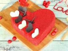Load image into Gallery viewer, Red Velvet Cake