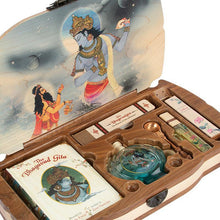 Load image into Gallery viewer, Bhagavad Gita Gift Box