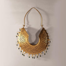 Load image into Gallery viewer, Traditional Chandbali Hanging T-light Holder Large
