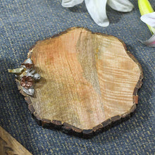 Load image into Gallery viewer, Wooden Bird Platter
