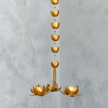 Load image into Gallery viewer, Tri-Flower Tea Light Hanging
