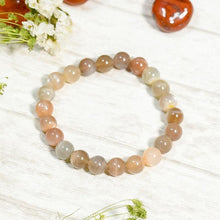 Load image into Gallery viewer, Peach Moonstone Bracelet⎮Strengthens Sixth Sense
