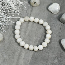 Load image into Gallery viewer, White Agate Bracelet⎮Stone of Balance
