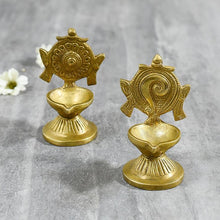 Load image into Gallery viewer, Shankh Brass Diya (Set of 2)
