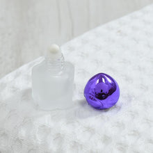 Load image into Gallery viewer, Elegant Purple Glance Attar / Perfume Oil

