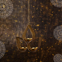 Load image into Gallery viewer, Floral Akriti T-Light Holder
