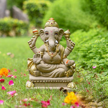 Load image into Gallery viewer, 1FEET Vishwaraja Eco-Friendly Ganpati | Plant-A-Ganesha
