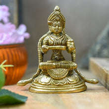 Load image into Gallery viewer, Antique Annapurna Devi Idol
