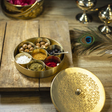 Load image into Gallery viewer, Amber Traditional Brass Samagridaan
