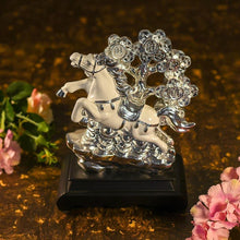 Load image into Gallery viewer, Antique White Horse with Money Tree
