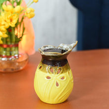 Load image into Gallery viewer, Antique Bird T light Aroma Diffuser
