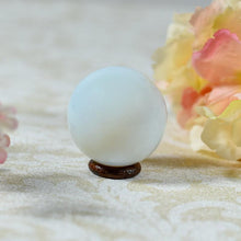Load image into Gallery viewer, White Agate Natural Ball
