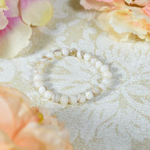 Load image into Gallery viewer, Mother of Pearl Bracelet
