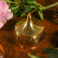 Load image into Gallery viewer, Beautiful Brass Sindoor Container

