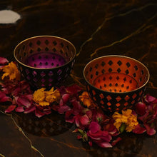 Load image into Gallery viewer, Aahana T-light Holder (Set of 2)
