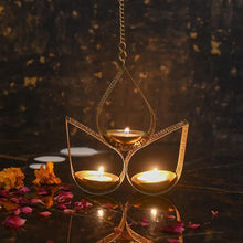 Load image into Gallery viewer, Floral Akriti T-Light Holder

