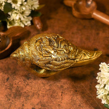 Load image into Gallery viewer, Antique Brass Vishnu Ji On Shank
