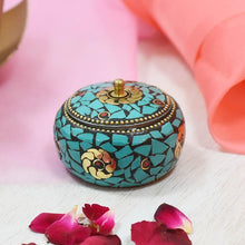 Load image into Gallery viewer, Beautiful Small Sindoor Box
