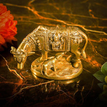 Load image into Gallery viewer, Kamdhenu with Calf Idol (Brass)
