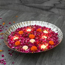 Load image into Gallery viewer, Decorative Silver Lustre Platter
