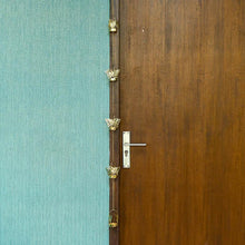 Load image into Gallery viewer, Decorative Butterfly Door Hanging T-Light
