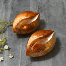 Load image into Gallery viewer, Copper Ebi Pod Tlight Large set of 2
